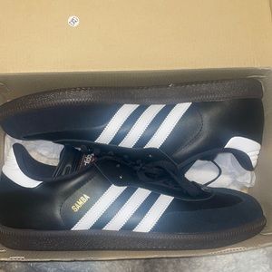 Size 12 Samba classic